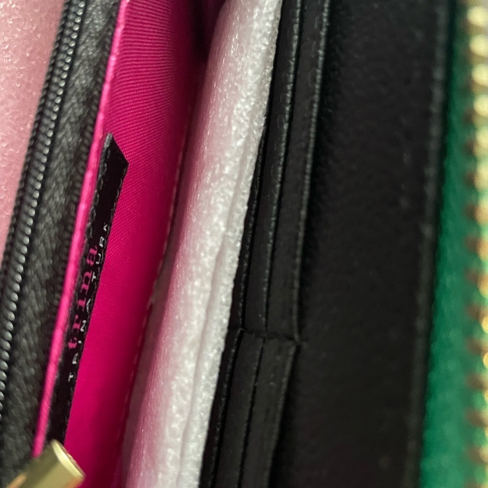 Trina Turk Pink Floral Wallet, floral wallet, pink wallet,women’s wallet . - Picture 13 of 14